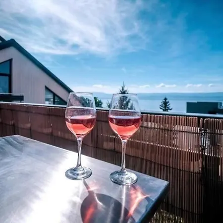 Le 7eme Ciel - 3 Etoiles * Thonon-les-Bains